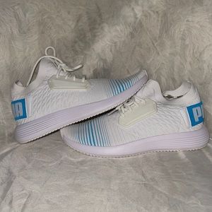 Puma white & blue sneaker